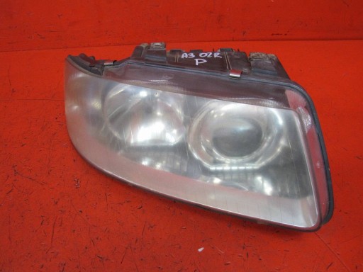AUDI A3 8L LIFT 99-03 far REFLEKTOR desna prednji dio HELLA EUROPA