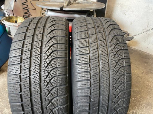 2 tyres winter 245/45R19 Pirelli P ZERO Winter 7mm 2024r