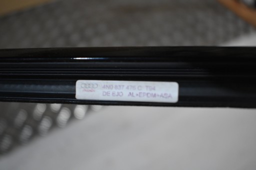 IDEALNA moulding door front right AUDI A8 D5 1