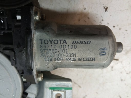 mechanism windows right front 857100D100 Toyota Yaris III (2011-)