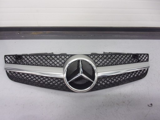 Решетка R230 SL 500 LIFT A2308802283