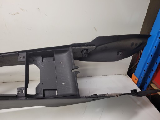 TUNEL central AUDI A3 8P LIFT 2 DIN 8P1863244