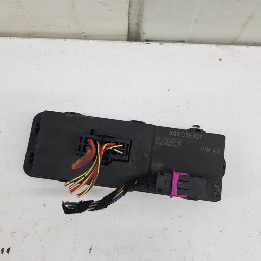 module bonnet boot VOLKSWAGEN PASSAT B8 5Q0959107