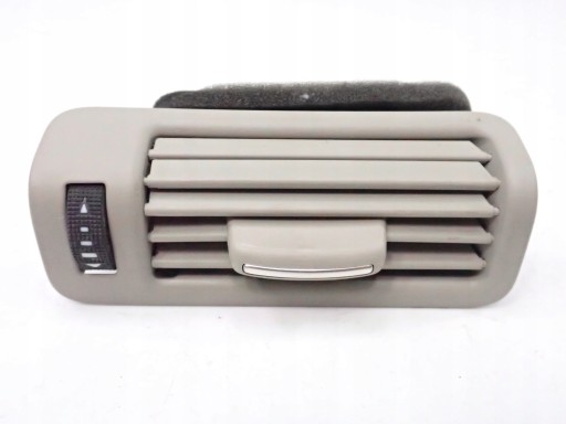 ПЛАСТИНКА B ПРАВАЯ СТОЙКА ВОЗДУХА Q7 4L0819210 J50