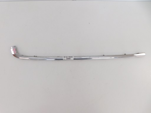 MERCEDES W124 хромований задній правий