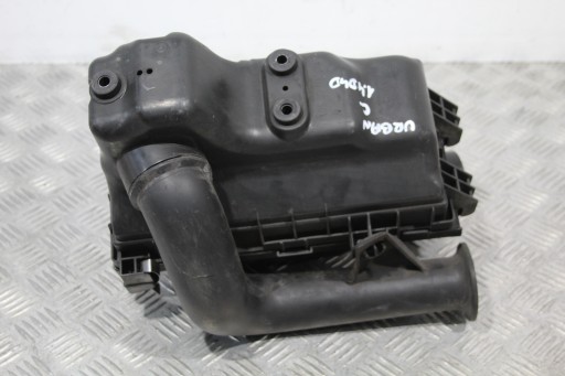 cover of a filter, air TOYOTA URBAN CRUISER