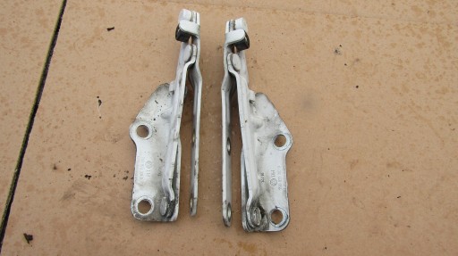 7H0823301D 7H0823302D - ПЕТЛИ ПОДЪЕМА КАПОТА VW T5 LB9A РЕКОМЕНДУЮ @@