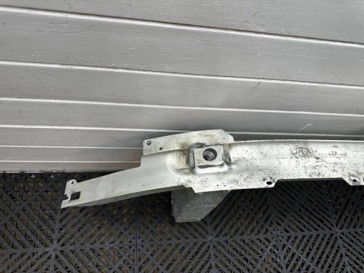 bumper support of the front front BMW 5 G30 G31 7385288