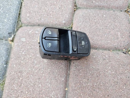 switch of control lifting of the window driver´s Opel Corsa E D 13430017