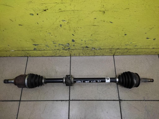 TOYOTA YARIS II 1.4 semi-axis right front