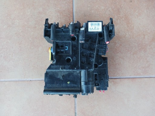 Stromverteiler mit Sicherung modul MERCEDES A2045403850