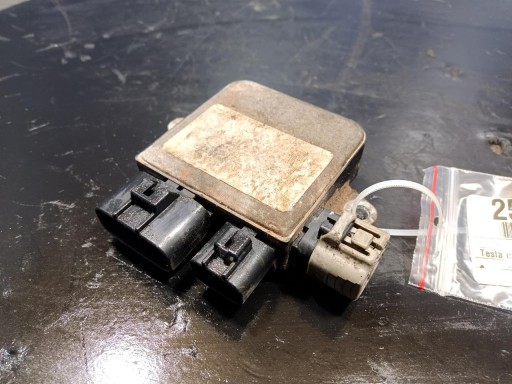 Wrakowisko-25958- - Модуль вентилятора контроллера tesla motors model s