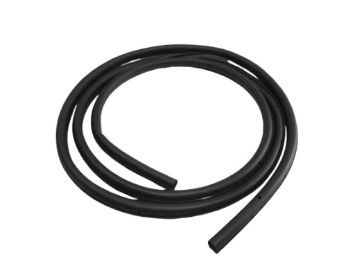 ПРОКЛАДКА ДВЕРНОЇ КОРОБКИ ПРАВА FIESTA 01-08 1670581