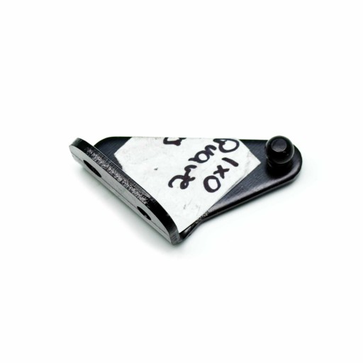 MMART0000001505 - Крепление привода Люка Ligier IXO правое