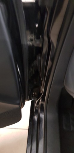 VW TOURAN ДВЕРНАЯ ПЕТЛЯ ПЕРЕДНЯЯ ПЕРЕДНЯЯ ПРАВАЯ