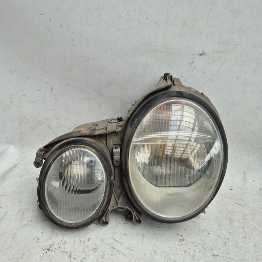 MERCEDES E KLASA W210 LIFT 99- light left front front
