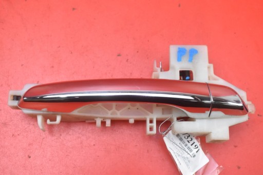 РУЧКА ДВЕРИ ПРАВАЯ ПЕРЕДНЯЯ ПЕРЕДНЯЯ HYUNDAI ELANTRA 6 VI