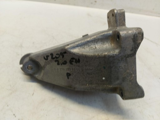 MERCEDES W205 C300E SUPPORTO MOTORE STAFFA FISSAGGIO A2742231004