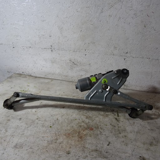 DACIA SANDERO und Wischergestänge 3397020879