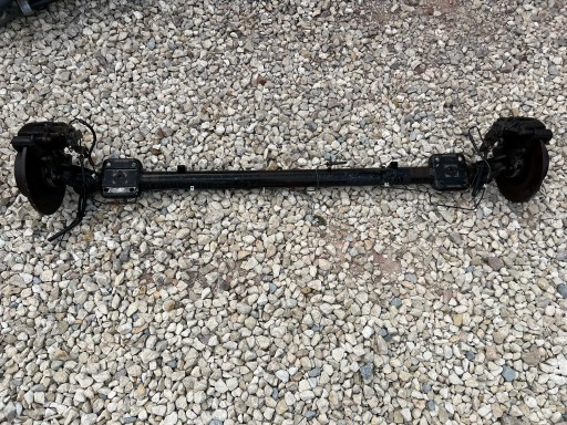 Renault master ii belka задня вісь