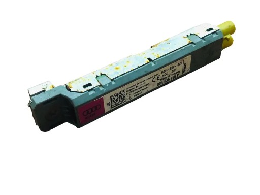 AUDI Q5 антенный усилитель 80A035225P