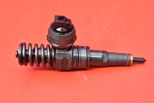 Einspritzdüse Einspritzdüse 038130073AG 0414720215 VW TOURAN und 1.9 TDI 105 KM 03-06
