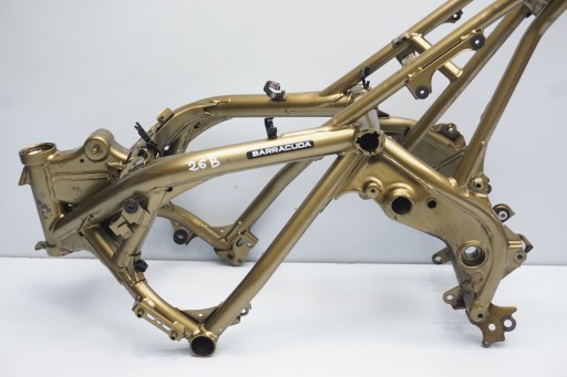 2523972096616424 - KAWASAKI ER-6N 650 05-08 РАМА 2006 + ДОКУМЕНТИ