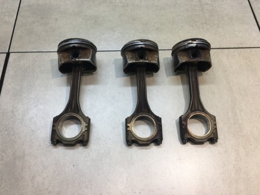 piston connecting rod SKODA FABIA II 1.2 CHFA 76L82