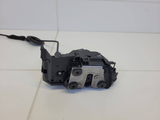 lock door tylnych left side Renault Captur 2016 805034742R