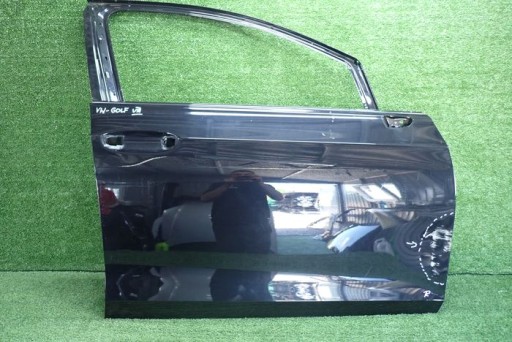 VW GOLF VIII 8 door right front front