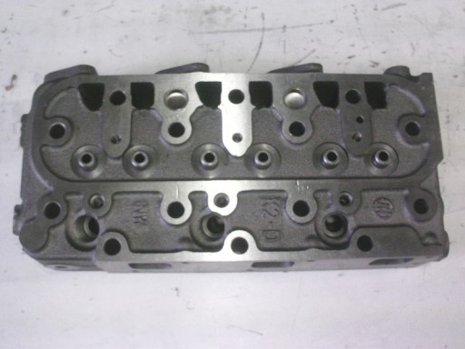 Головка двигателя Kubota D1005 НОВАЯ