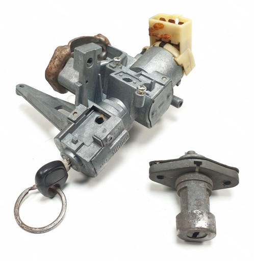 КЛЮЧ ЗАПАЛЮВАННЯ ВСТАВКА MAZDA MX - 5 І НА