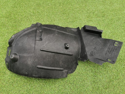 A2056904907 - MERCEDES C КЛАС 205 AMG КОЛІСНА АРКА ПЕРЕДНЯ ЛІВА