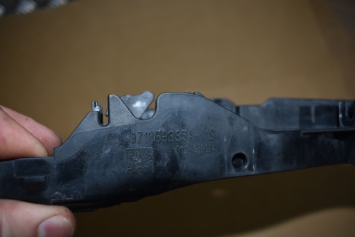 IDEALNA holder holder handles left rear part rear PORSCHE PANAMERA 971 1