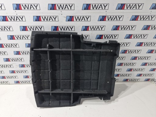 6961412 BMW E61 koberce koberec podlahy kufru