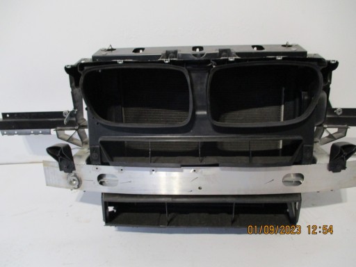 Передняя панель РАДИАТОРЫ BMW X3 F25 X4 F26 2.0D РУКОВОДСТВО