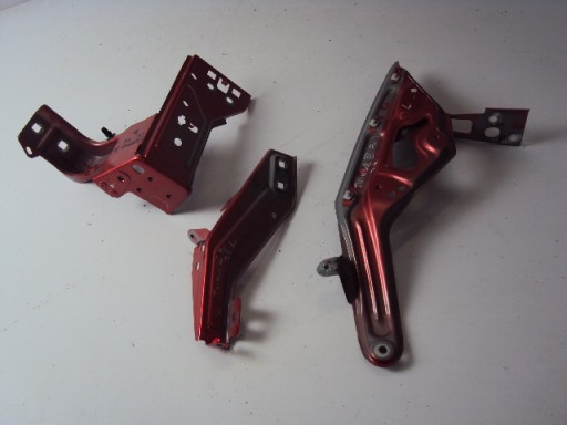 631439060R - КРЕПЛЕНИЯ ЛЕВОГО КРЫЛА RENAULT TWINGO III FL