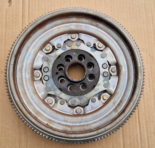 wheel flywheel 06K105266F VW SKODA 2.0 TDI 190 KM IDEAL