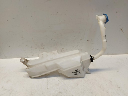 VOLVO S90 D5 sedan washer fluid tank