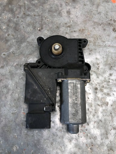 mini motor windows left front MERCEDES W168 101155-300