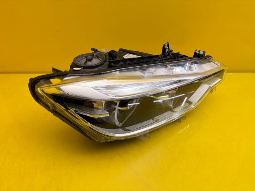 light right BMW 3 F30 F31 Lift Adaptive Led LCI 7498952-01