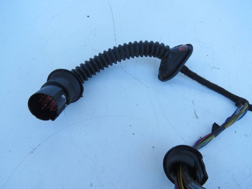 bundle door right rear part VOLVO XC70 II CROSS AWD 2.4D 185KM 8697917