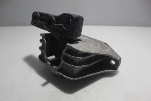 ПОДУШКА ЛАПЫ ДВИГАТЕЛЯ KIA CEED III 1.6 CRDI