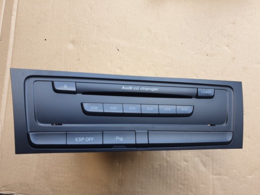 menič CD AUDI A4 B8 A5 2008- 8t1035110C