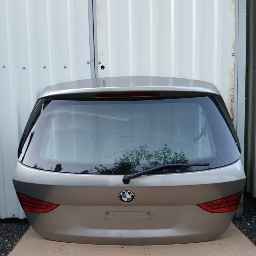 A76 - КРИШКА БАГАЖНИКА, ЗАДНЄ СКЛО BMW X1 E84