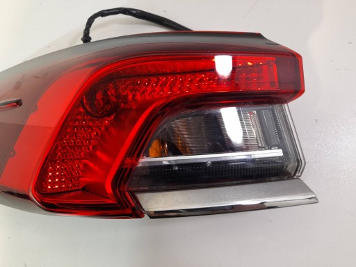 Toyota Corolla E21 sedan light rear left 8156002D1100 (R578)