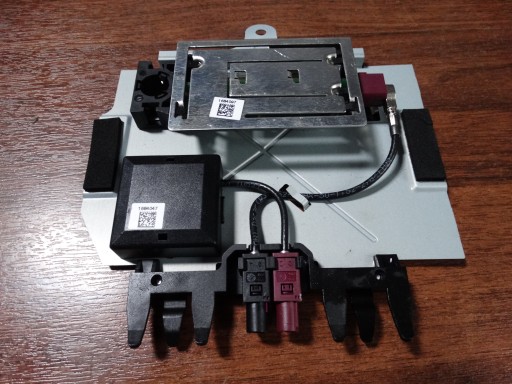 IDEALNY module ANTENY MERCEDES W217 1
