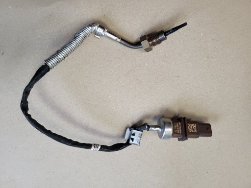 Sensor TEMPERATURY Gase AUDI VW SEAT SKODA 2.0 D 04L919529D OE EU