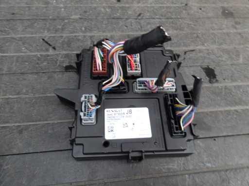 Renault arkana 2022 1.3 tce bcm модуль контроллер 284b29766r оригінал