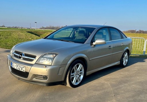 Opel Vectra C Hatchback 3.2 V6 ECOTEC 211KM 2002